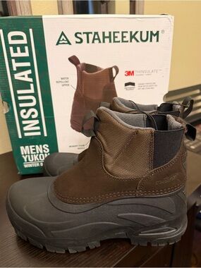 Staheekum Yukon Pull On Waterproof Boots Brown Memory Foam Mens Size 8 NWT